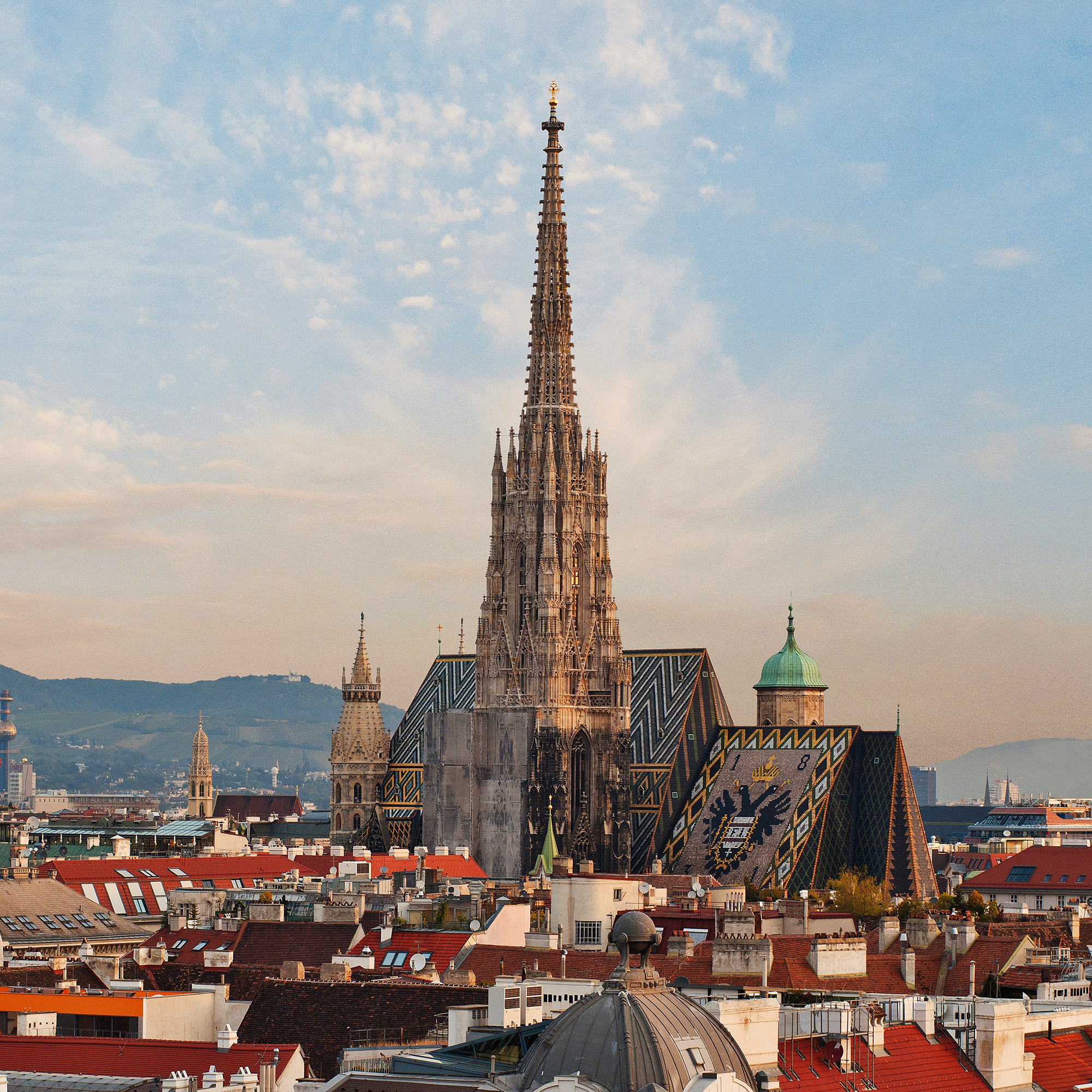 eSIM Austria: guía completa para viajar con internet (Viena, Salzburgo, Alpes)